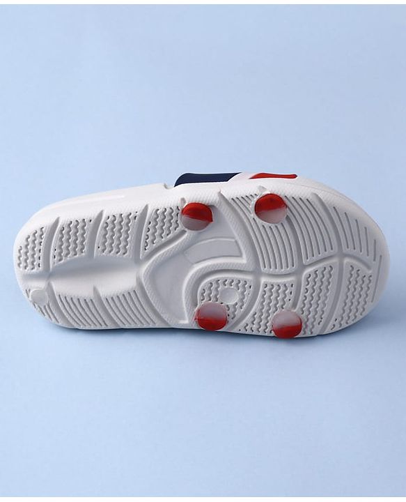 Pine Kids Slip On Sliders with Star Applique - White