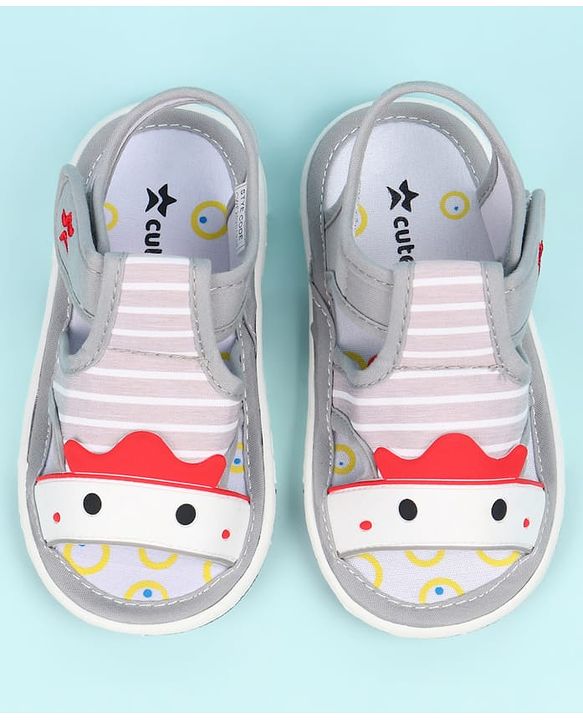 Cute Walk by Babyhug Sandals With Face Applique & Velcro Closure - Grey