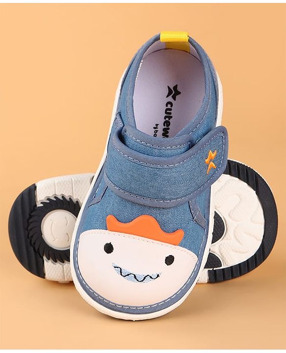 Cute Walk by Babyhug Velcro Closure Casual Shoes with Applique & Embroidery - Blue