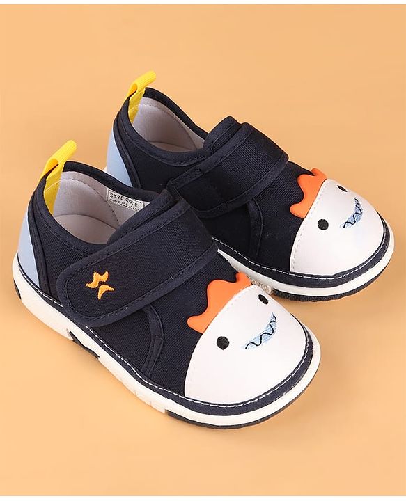 Cute Walk by Babyhug Velcro Closure Casual Shoes with Applique & Embroidery - Blue