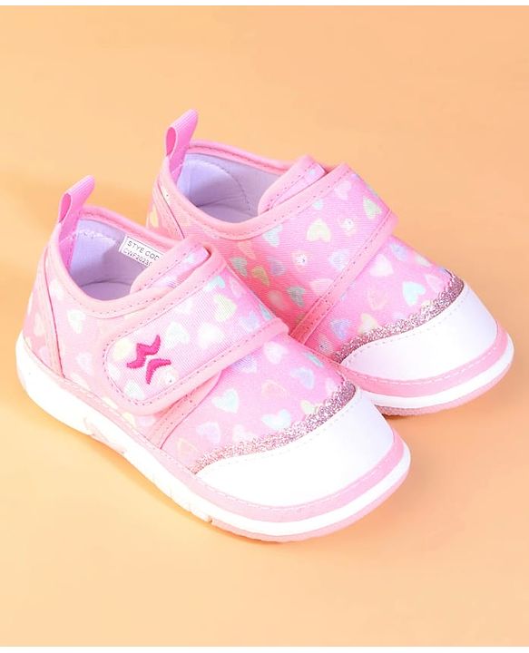 Cute Walk by Babyhug Velcro Closure Casual Shoes With Heart Print - Pink