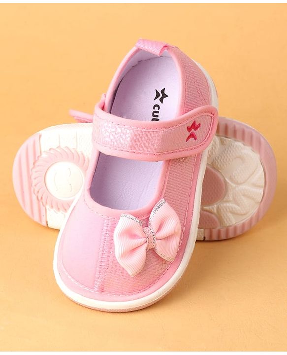 Cute Walk by Babyhug Velcro Closure Casual Shoes With Bow Applique - Pink