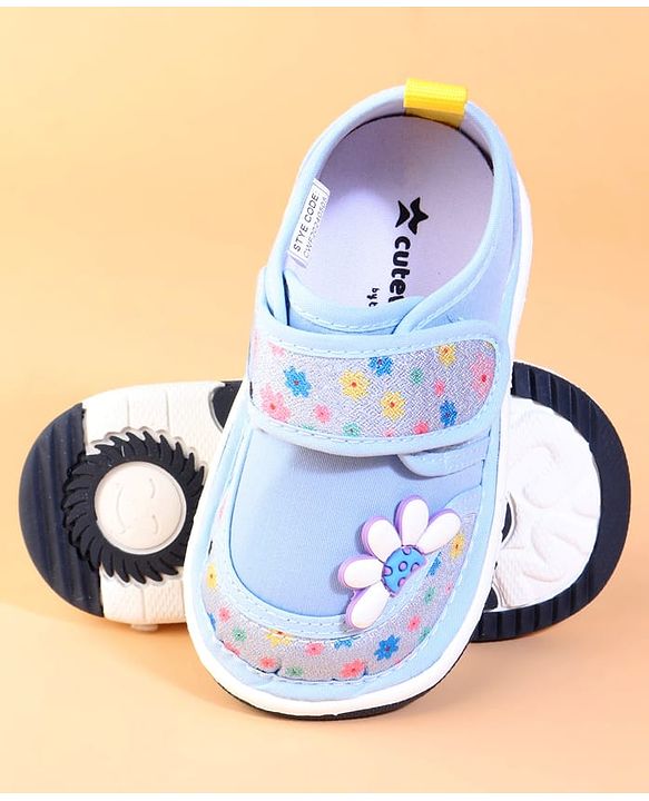 Cute Walk by Babyhug Velcro Closure Casual Shoes With Floral Print & Applique - Blue