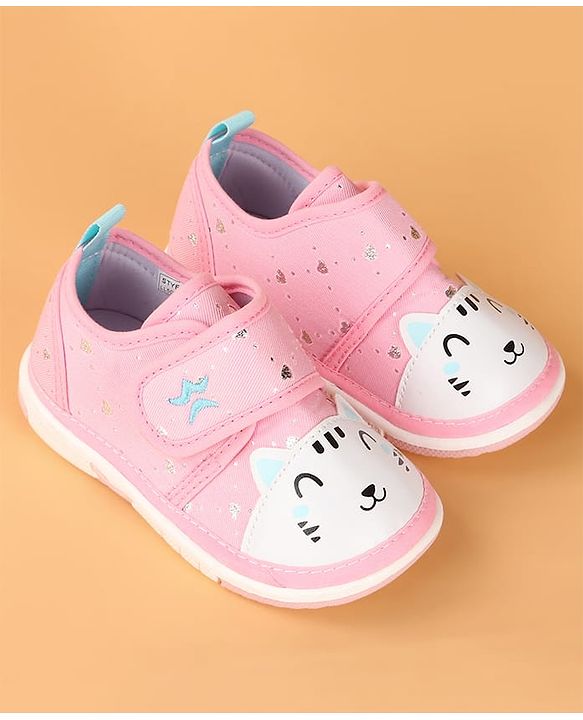 Cute Walk by Babyhug Velcro Closure Casual Shoes with Kitty & Heart Print - Navy Blue
