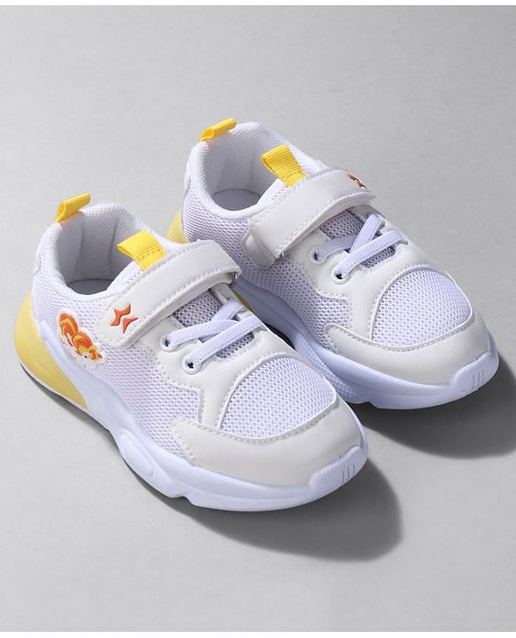Cute Walk by Babyhug Sneaker Shoes With Animal Applique & Velcro Closure - Grey