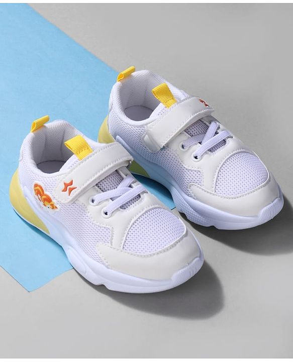 Cute Walk by Babyhug Sneaker Shoes With Animal Applique & Velcro Closure - Grey