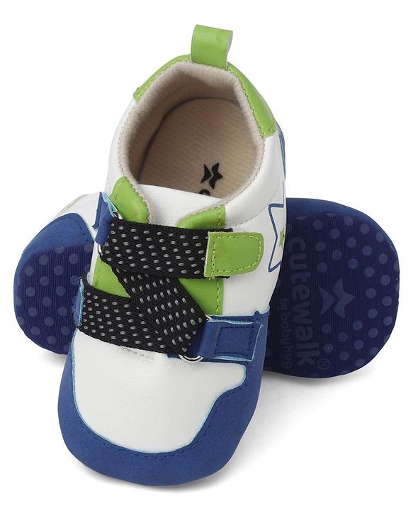 Cute Walk by Babyhug Booties With Velcro Closure - Light Blue