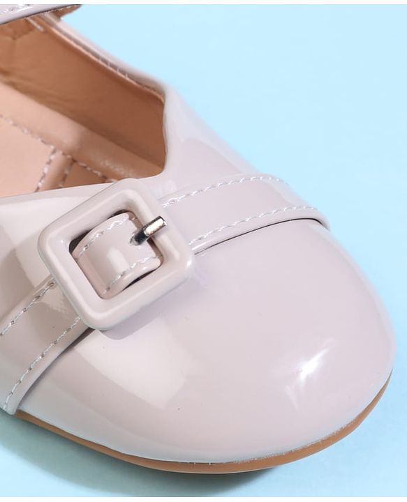 Cute Walk by Babyhug Velcro Closure Solid Ballerina - Beige