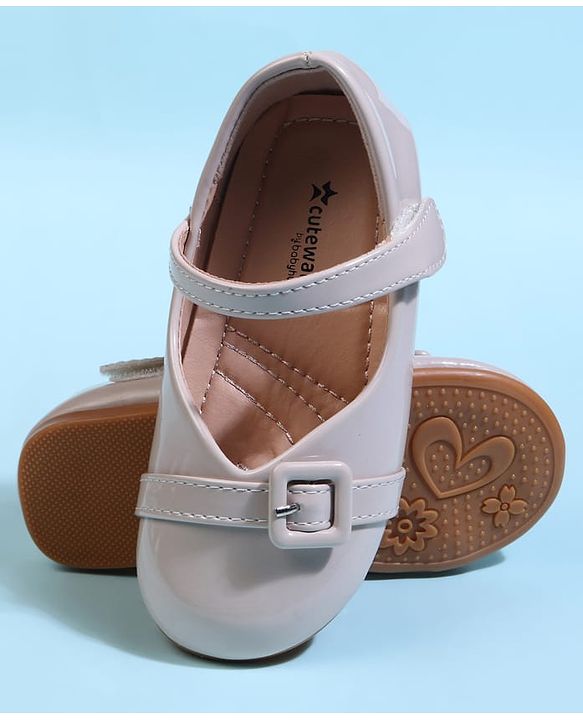 Cute Walk by Babyhug Velcro Closure Solid Ballerina - Black