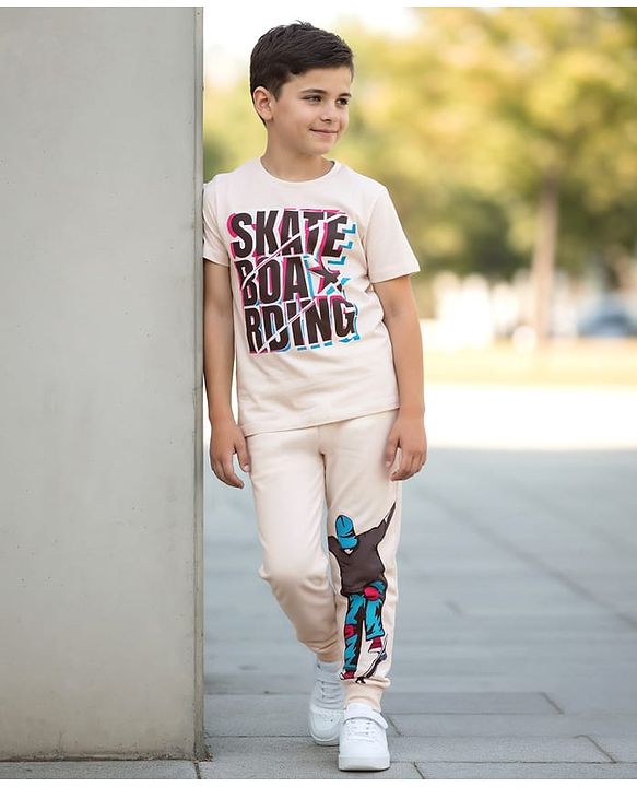 Pine Kids Cotton Knit Half Sleeves T-Shirt & Joggers Set With Skateboarding Print - Beige