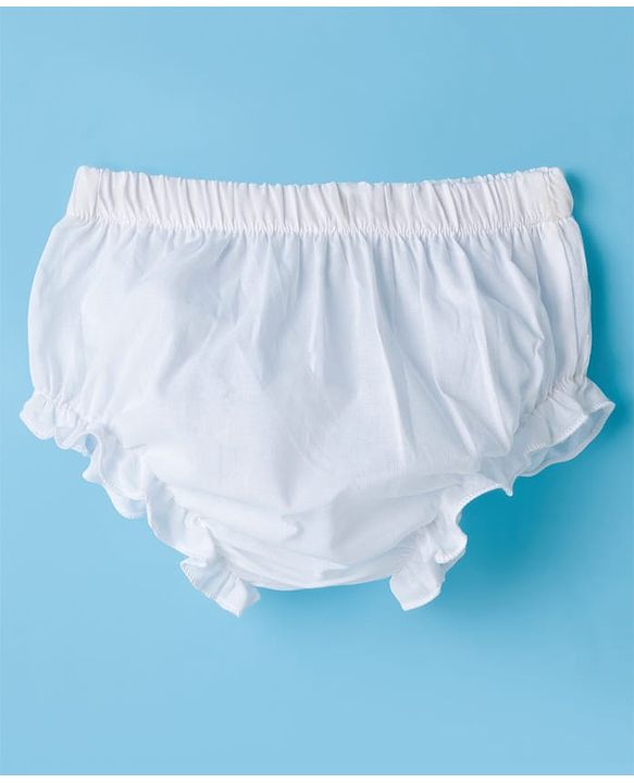 Babyhug 100 % Cotton Sleeveless Solid Coloured  Jhabla with Cap & Panties - White