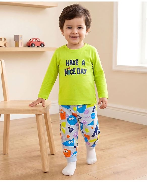 Babyhug Cotton Knit Full Sleeves Night Suit With Text Print - Green
