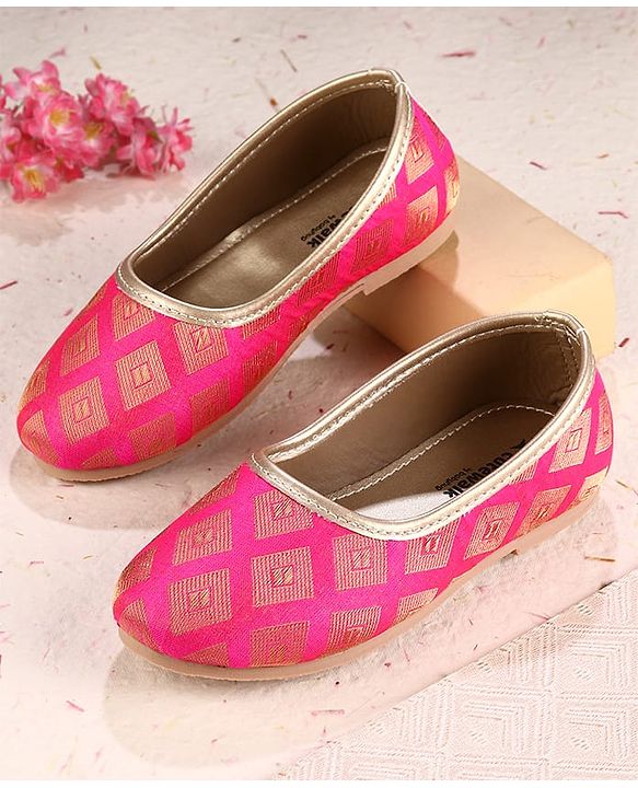 Cute Walk by Babyhug Slip On Mojaris with Design  - Dark Pink
