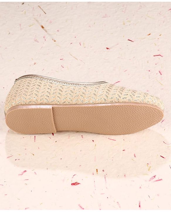 Cute Walk by Babyhug Slip on Designed Mojaris - Beige