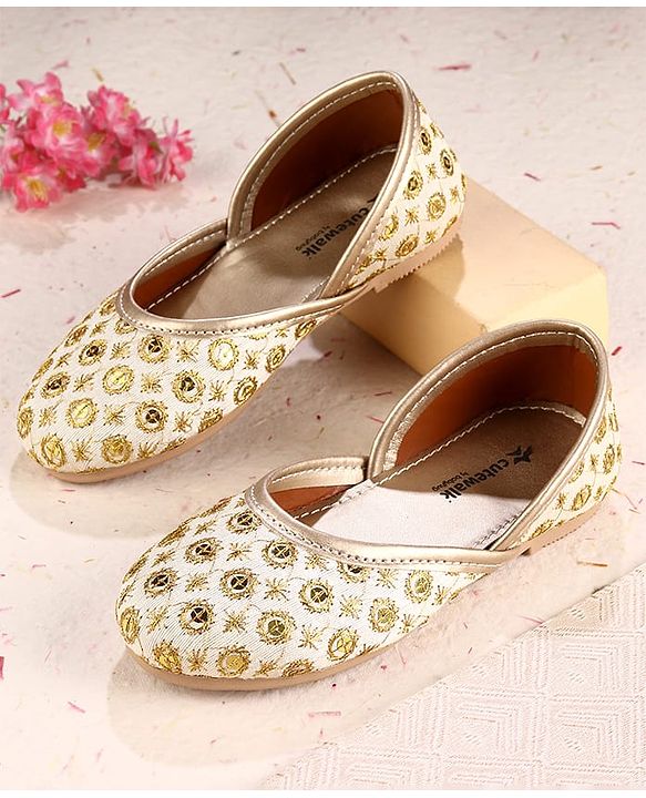Cute Walk by Babyhug Slip On Mojaris With Sequin Embroidery - Golden