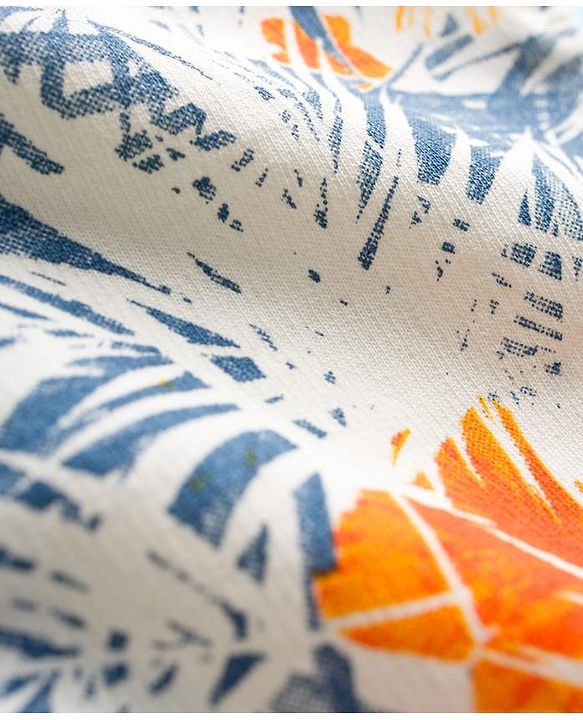 Pine Kids Looper Shorts With Leaf Print - Off White