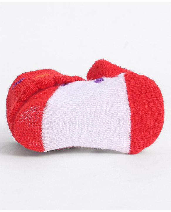 Cute Walk by Babyhug Socks With Heart Applique - Red