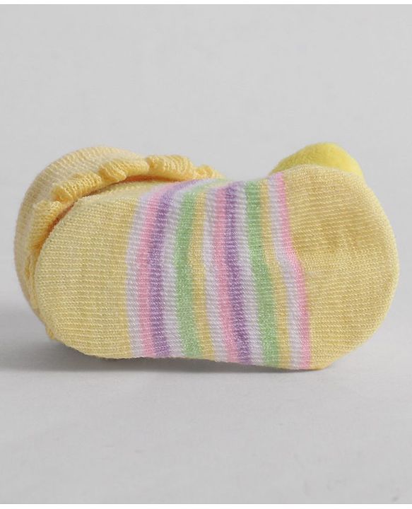 Cute Walk by Babyhug Socks With Animal Applique - Yellow