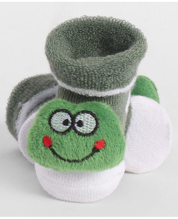 Cute Walk by Babyhug Socks With Frog Applique - Green