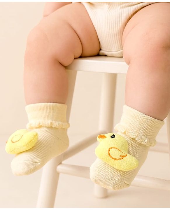 Cute Walk by Babyhug Socks With Bird Applique - Yellow