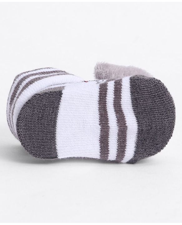 Cute Walk by Babyhug Socks With Animal Applique - Black