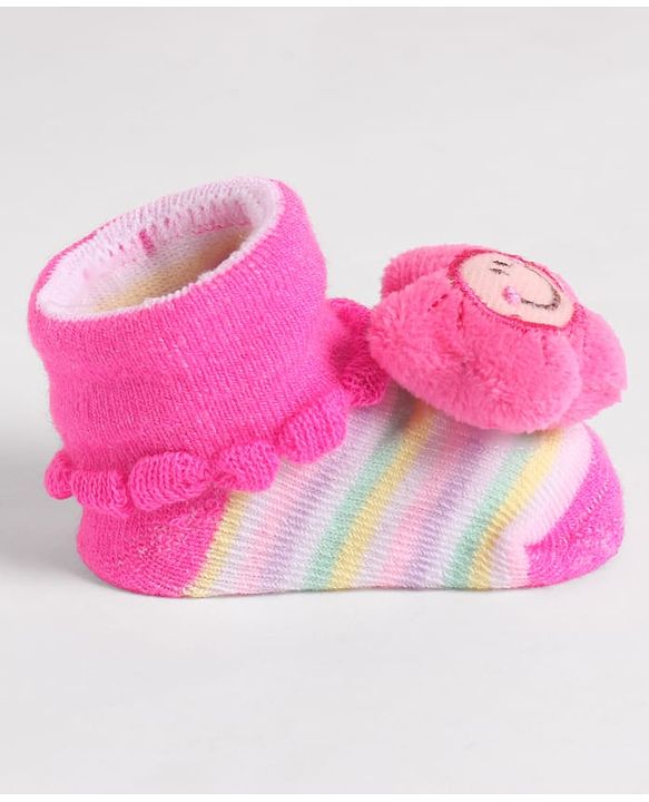 Cute Walk by Babyhug Socks With Star Applique - Pink