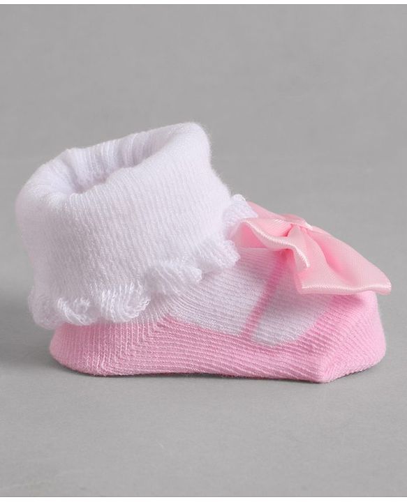 Cute Walk by Babyhug Socks With Bow Applique - Pink