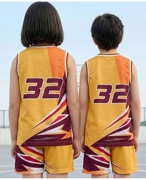 Pine Active Knit Sleeveless Printed T-Shirt & Shorts Set - Yellow