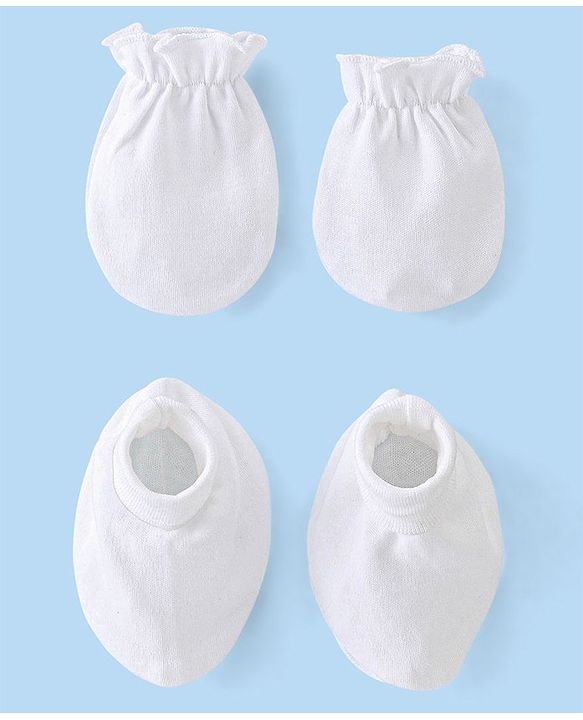 Babyhug 100% Cotton Knit Mittens & Booties Set - White