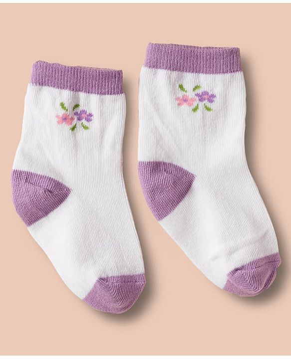 Cute Walk by Babyhug Non Terry Cotton Knit Ankle Length Anti Bacterial Socks With Floral Design Pack Of 3 - Multicolour