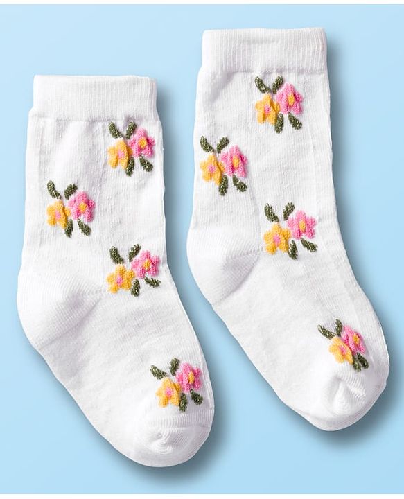 Cute Walk by Babyhug Non Terry Cotton Knit Ankle Length Anti Bacterial Socks With Floral Design Pack Of 3 - Multicolour