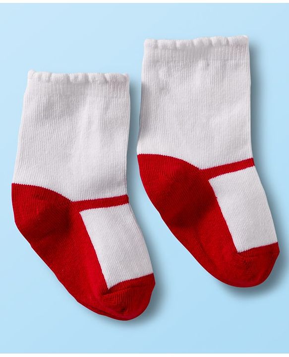 Cute Walk by Babyhug Non Terry Cotton Knit Ankle Length Anti Bacterial Socks With Hearts Design Pack Of 3 - Multicolour