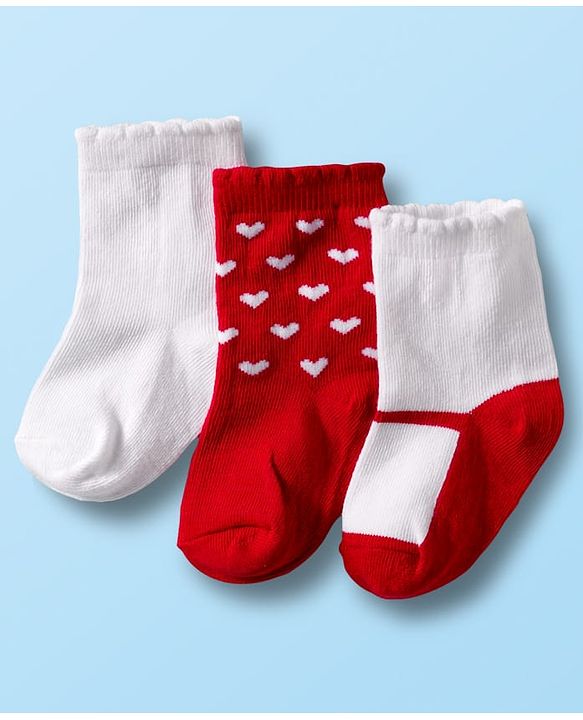 Cute Walk by Babyhug Non Terry Cotton Knit Ankle Length Anti Bacterial Socks With Hearts Design Pack Of 3 - Multicolour