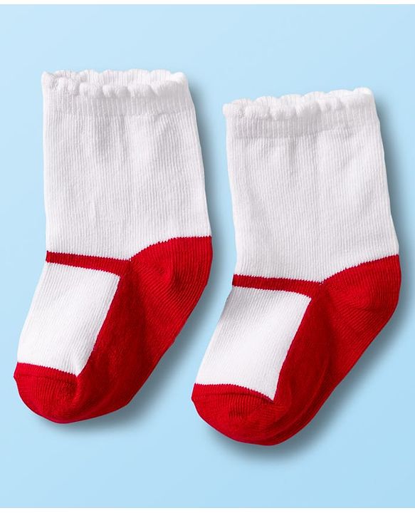 Cute Walk by Babyhug Non Terry Cotton Knit Ankle Length Anti Bacterial Socks With Hearts Design Pack Of 3 - Multicolour