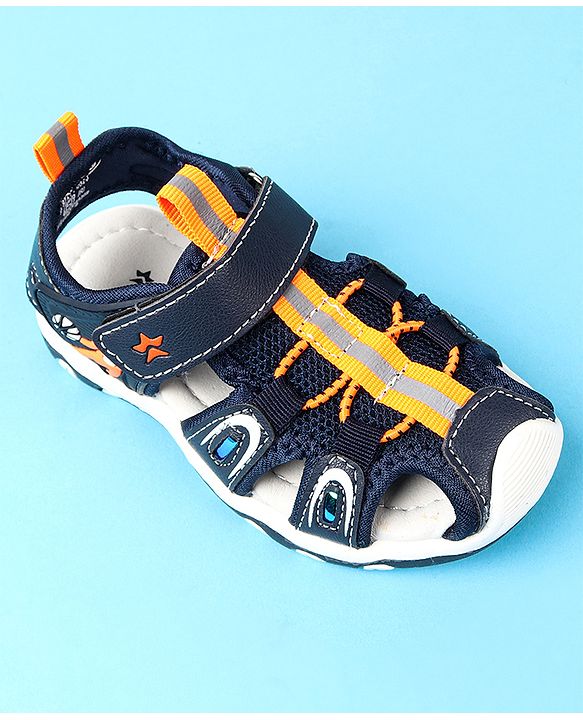 Cute Walk by Babyhug Velcro Closure Solid Sandals - Black