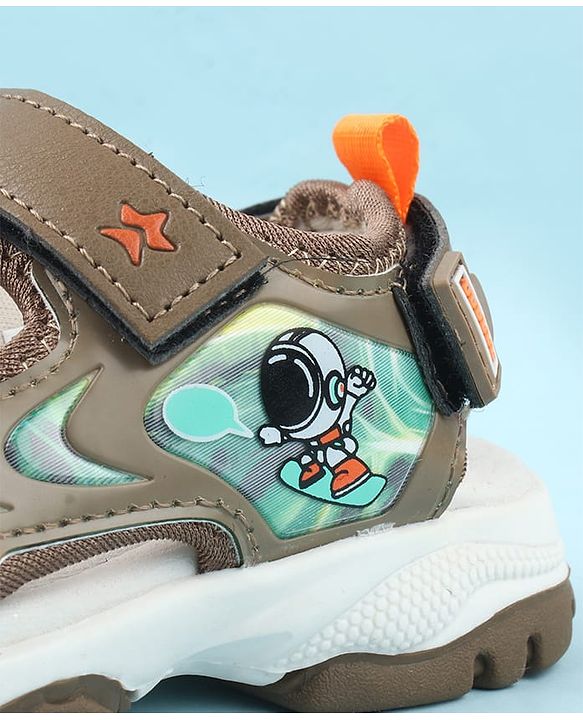Cute Walk by Babyhug Velcro Closure Sandals with Space Theme Print & Applique - Black