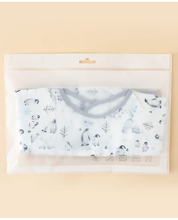 Babyhug Full Sleeve Waterproof Polyester Feeding Bib Panda Print| Long Sleeves| Crumb Catcher Pocket| Easy Velcro Closure| Mess-Free Feeding| 0+ Months