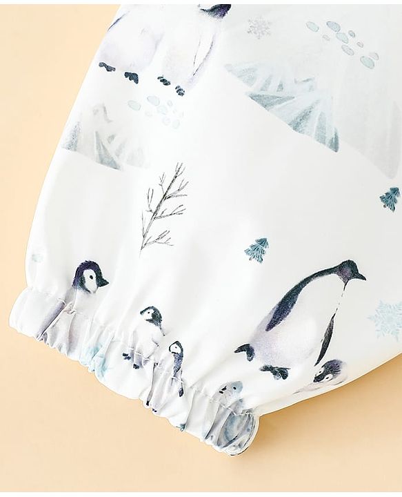Babyhug Full Sleeve Waterproof Polyester Feeding Bib Panda Print| Long Sleeves| Crumb Catcher Pocket| Easy Velcro Closure| Mess-Free Feeding| 0+ Months