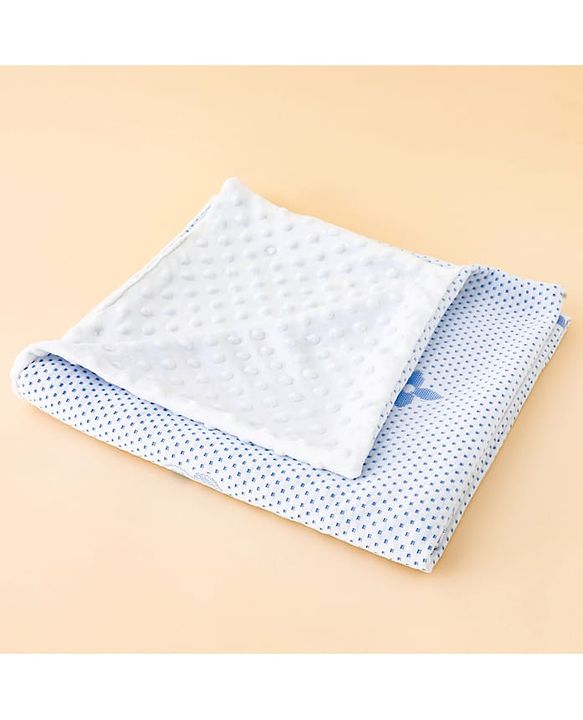 Babyhug Soft & Lightweight All-Season Baby Blanket Gentle & Breathable Durable & Machine Washable Ideal for 012 Months New Born Gifting Option Travel Friendly 100cm X 75cm   Blue