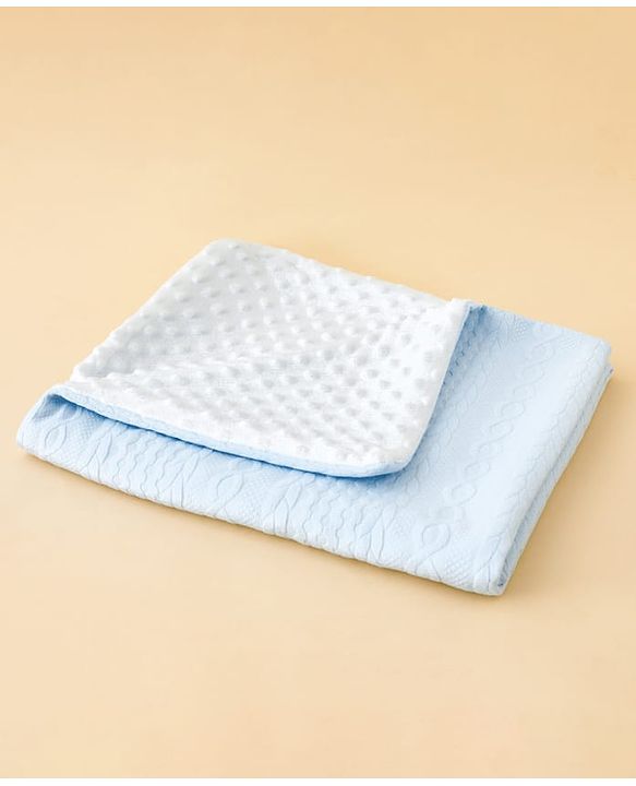 Babyhug Soft & Lightweight All-Season Baby Blanket Gentle & Breathable Durable & Machine Washable Ideal for 012 Months New Born Gifting Option Travel Friendly 100cm X 75cm -Blue