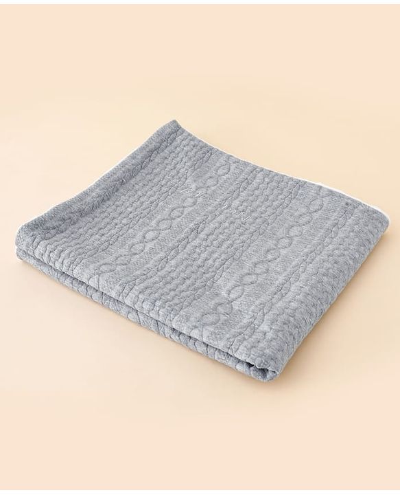 Babyhug Soft & Lightweight All-Season Baby Blanket Gentle & Breathable Durable & Machine Washable Ideal for 012 Months New Born Gifting Option Travel Friendly 100cm X 75cm  Grey