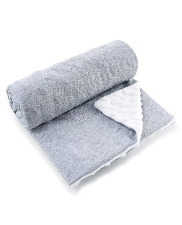 Babyhug All-Season Heart Embossed Baby Blanket - Grey| Soft & Lightweight| Gentle & Breathable| Durable & Machine Washable| Ideal for 012 Months| New Born Gifting Option| Travel Friendly|100cm X 75cm