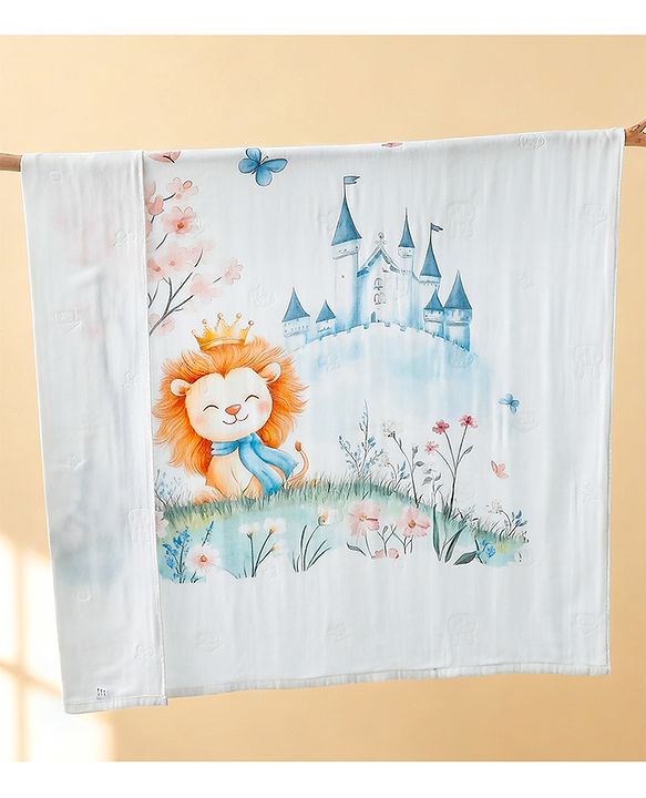 Babyhug 100% Pure Cotton Four Layer Baby Blanket  Lion Print Super Soft & Absorbent Lightweight Breathable Quilt (320g) Gentle on Baby Skin 024 Months| New Born Essential - White