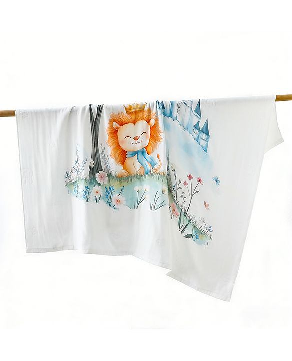 Babyhug 100% Pure Cotton Four Layer Baby Blanket  Lion Print Super Soft & Absorbent Lightweight Breathable Quilt (320g) Gentle on Baby Skin 024 Months| New Born Essential - White