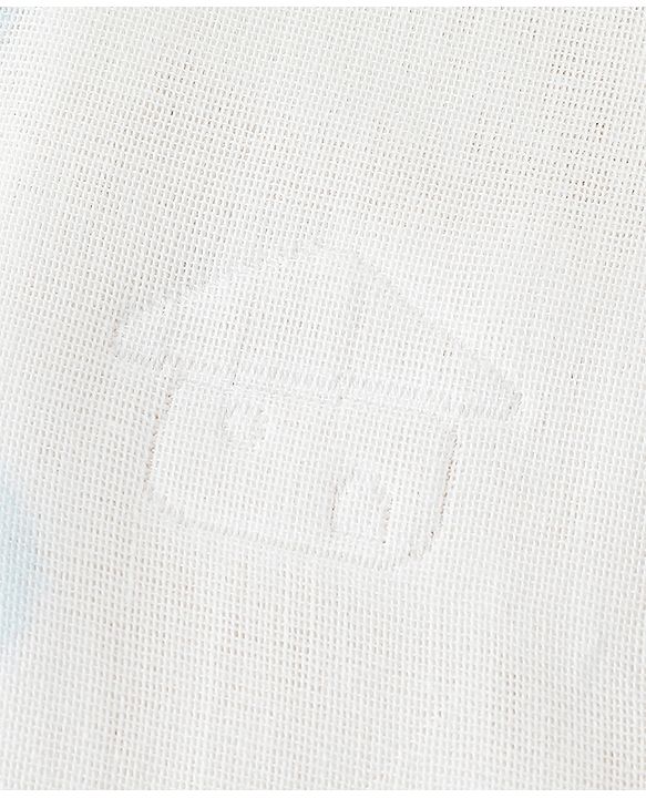 Babyhug 100% Pure Cotton Four Layer Baby Blanket  Giraffe Print Super Soft & Absorbent Lightweight Breathable Quilt (320g) Gentle on Baby Skin 024 Months -White