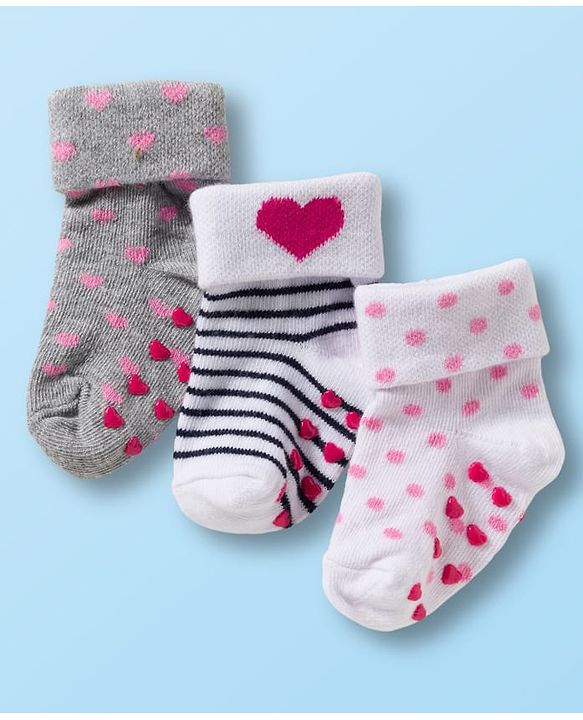 Cute Walk by Babyhug Non Terry Knit Ankle Length Anti Bacterial Anti Skid Socks With Heart Design Pack Of 3 - White & Grey