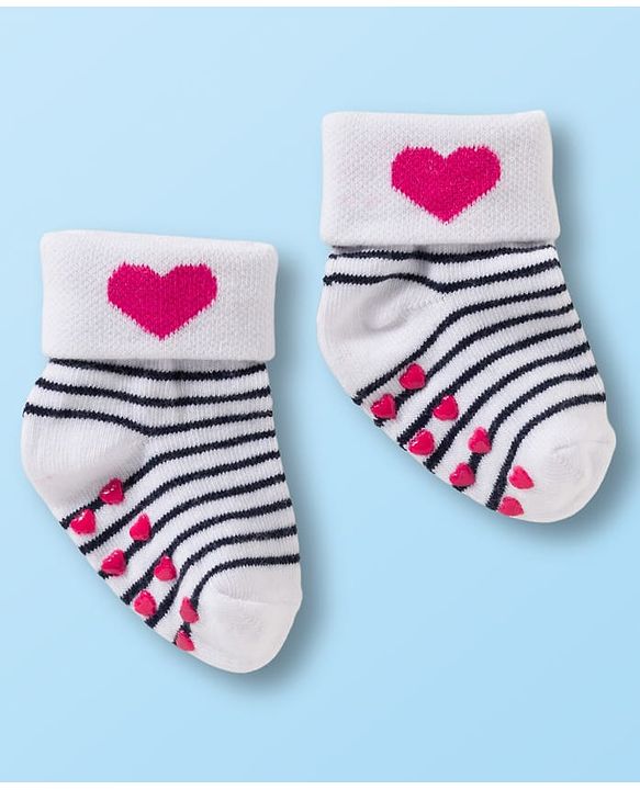 Cute Walk by Babyhug Non Terry Knit Ankle Length Anti Bacterial Anti Skid Socks With Heart Design Pack Of 3 - White & Grey