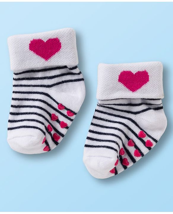 Cute Walk by Babyhug Non Terry Knit Ankle Length Anti Bacterial Anti Skid Socks With Heart Design Pack Of 3 - White & Grey