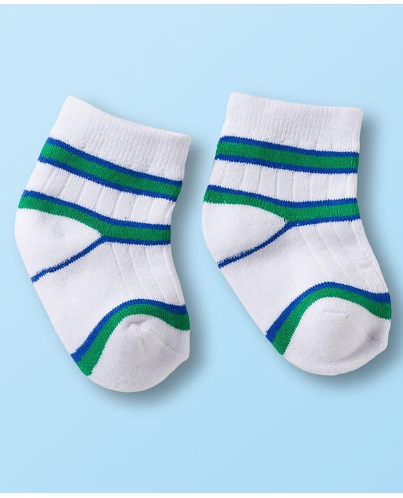 Cutewalk by Babyhug Non Terry Ankle Length Anti-Bacterial Socks With Star Design Pack of 3 - White