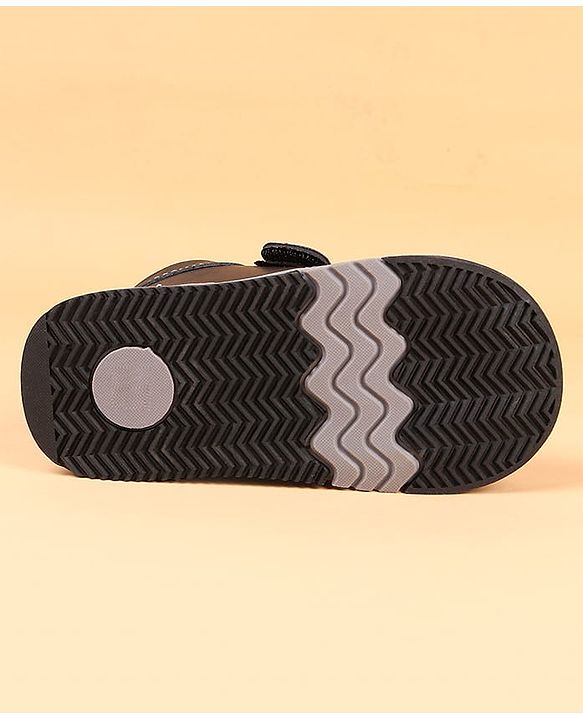 Cute Walk by Babyhug Velcro Closure Solid Color Casual Shoes - Black